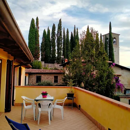 Ferienwohnung Borgo Antico San Felice del Benaco Exterior foto